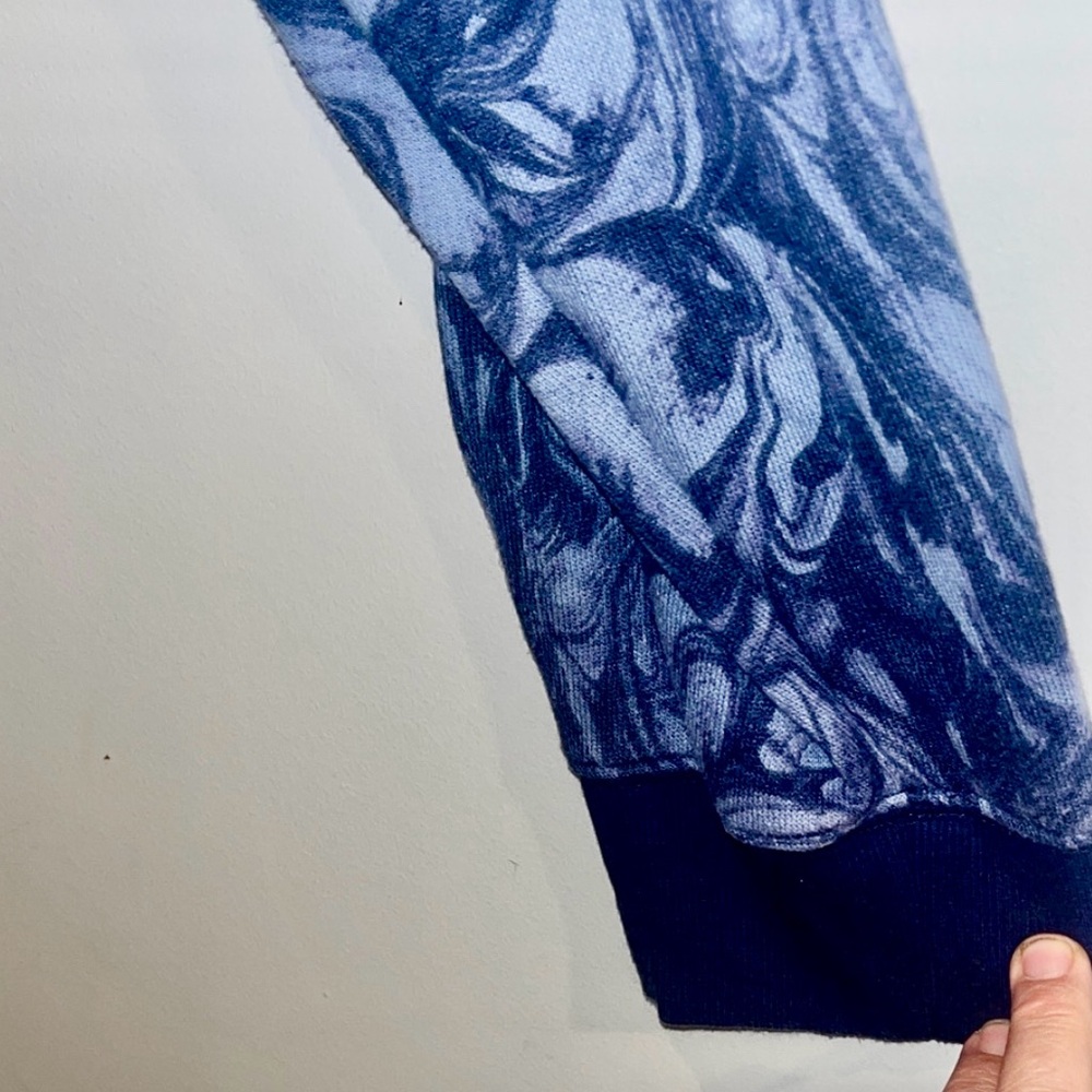 Victoria's Secret Blue Marble Long Sleeve Hood  Sweatshirt Women’s Size L  NWOT - Picture 7 of 10